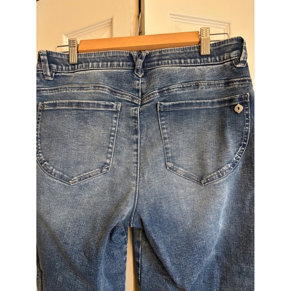 Democracy Ab Solution Five-Pocket Jeans – Size 10 - Picture 10 of 10